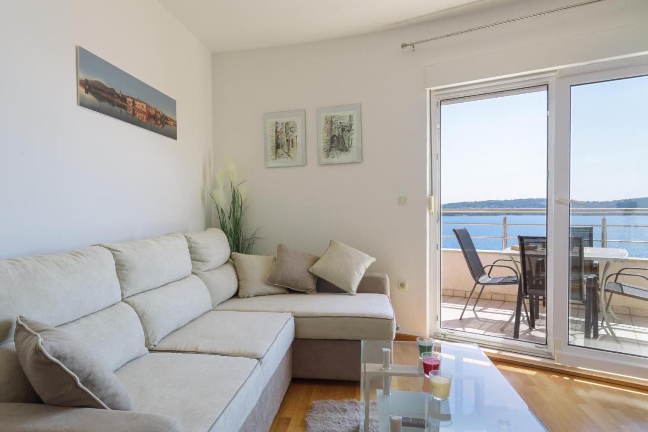 Apartment Marijana Trogir Exterior foto