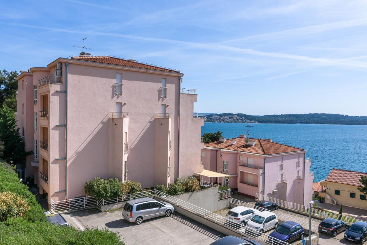 Apartment Marijana Trogir Exterior foto